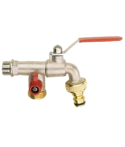 Rubinetto da giardino con presa supplementare
