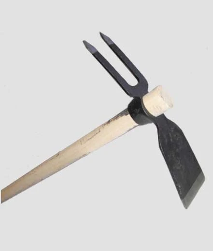 Zappetto per grano a 2 denti con manico legno