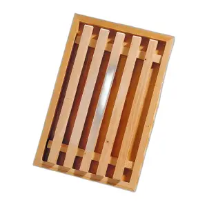 Tagliere in legno per pane