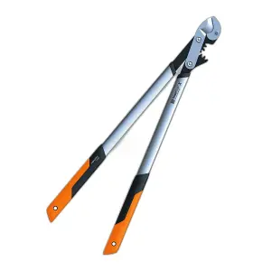 Troncaramo incudine powergear-x fiskars